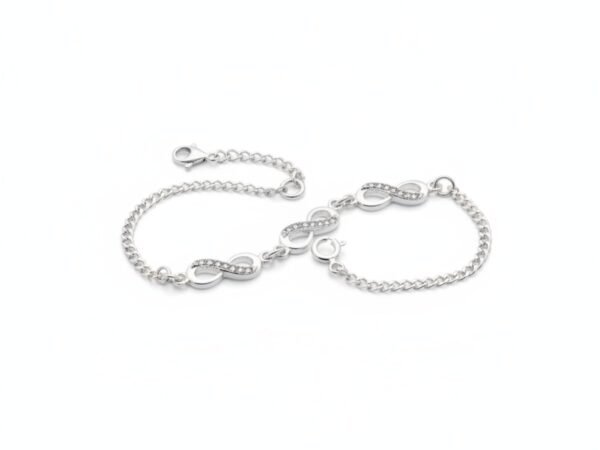 Pulsera Triple Infinito en Plata .925, detalle 2