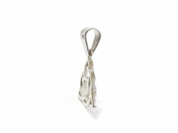Colgante Triqueta en Plata de Ley .925