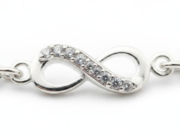 Pulsera Triple Infinito en Plata .925, detalle 3