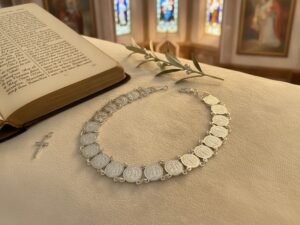 Pulsera de Plata con Medallas Devocionales San Benito