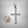 Dije / Colgante Símbolo Religioso Cruz Clásica con Zirconia.