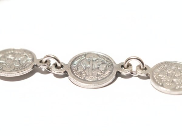 ocm8pjr8aw4ujqlg3e9g.jpg Pulsera Ligera Ojo y San Benito